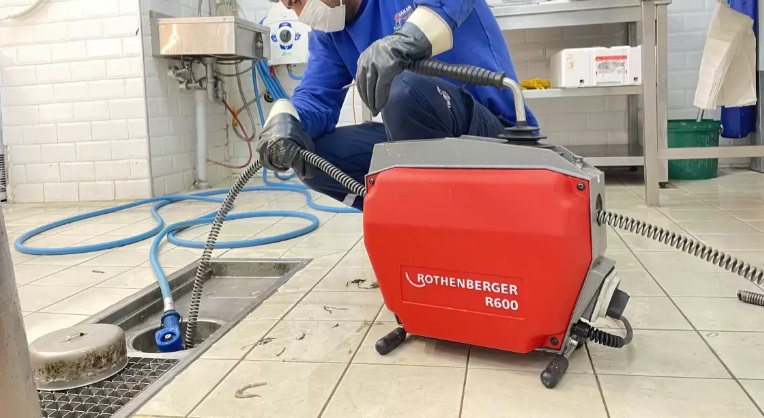 Etiler Tesisatci Gider Mutfak Açmak 